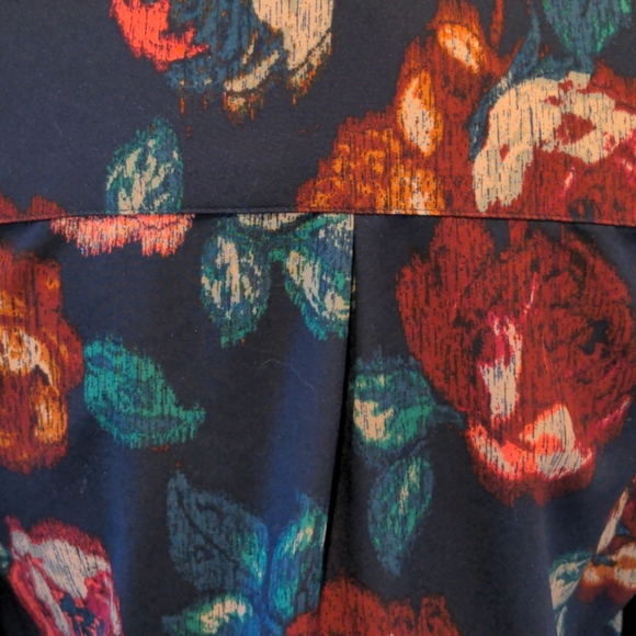 Merona button down top - Picture 5 of 10